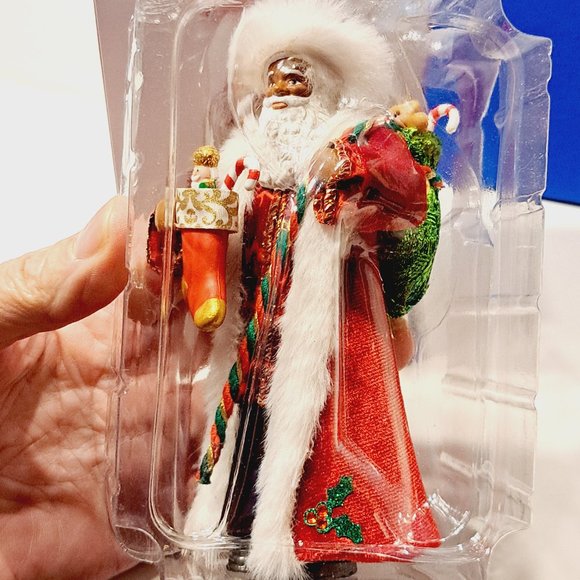 2023 FATHER CHRISTMAS - AFRICAN AMERICAN - HALLMARK ORNAMENT New - Picture 8 of 10